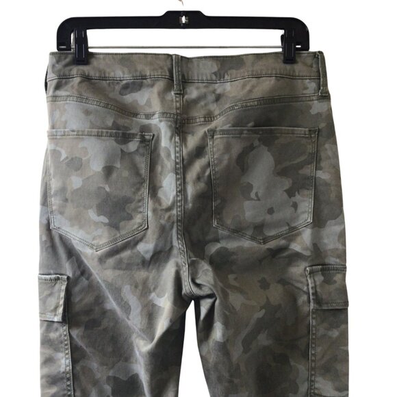 Old Navy Pants Women’s 12 Olive Green Camo Rockstar Super Skinny High Rise - Picture 5 of 10